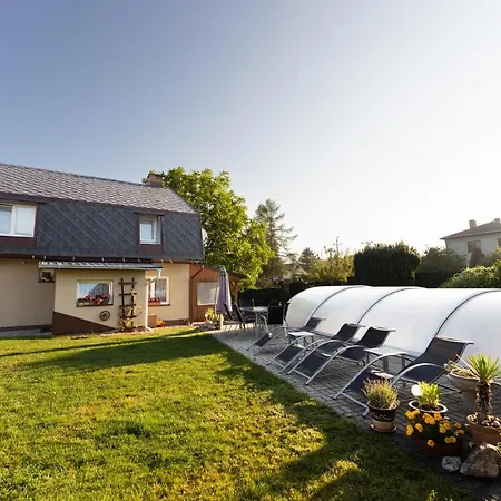 Guest house Mona 3*